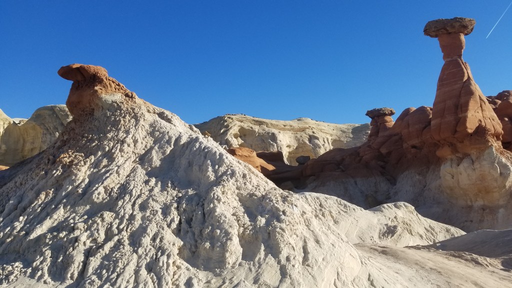 #TalleyYourMiles Hiking @Toadstool Hoodoos in Grand Staircase Escalante National Monument